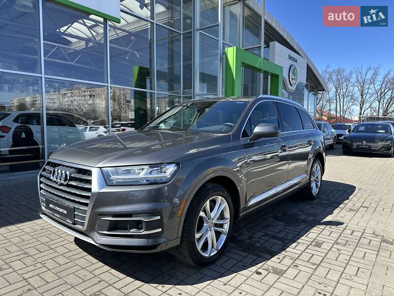 Внедорожник / Кроссовер Audi Q7 2018 в Киеве