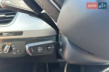 Внедорожник / Кроссовер Audi Q7 2018 в 