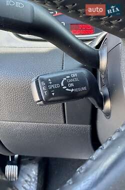 Внедорожник / Кроссовер Audi Q7 2007 в 