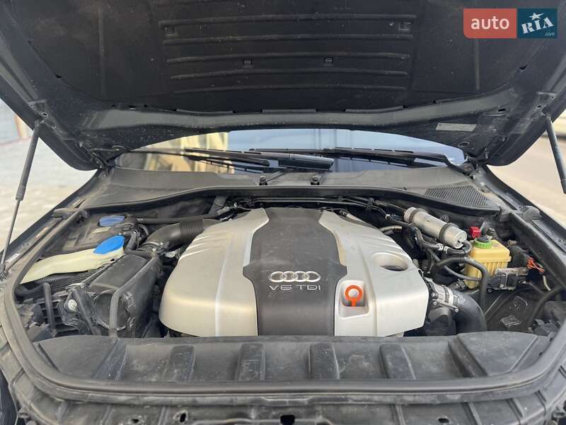 Внедорожник / Кроссовер Audi Q7 2013 в Дрогобыче