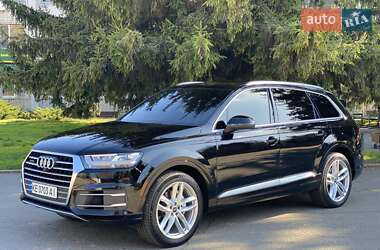 Позашляховик / Кросовер Audi Q7 2016 в 
