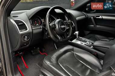 Внедорожник / Кроссовер Audi Q7 2012 в 