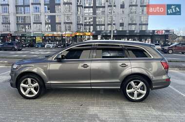 Внедорожник / Кроссовер Audi Q7 2012 в 