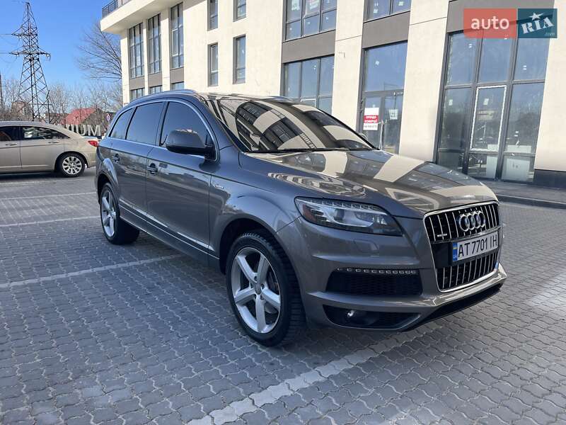 Внедорожник / Кроссовер Audi Q7 2012 в Яремче