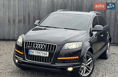 Внедорожник / Кроссовер Audi Q7 2013 в 