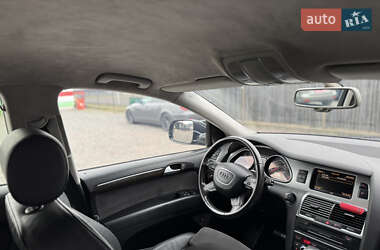 Внедорожник / Кроссовер Audi Q7 2013 в 