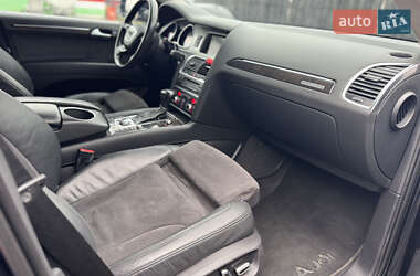 Внедорожник / Кроссовер Audi Q7 2013 в 