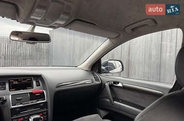 Внедорожник / Кроссовер Audi Q7 2013 в 