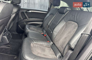 Внедорожник / Кроссовер Audi Q7 2013 в 