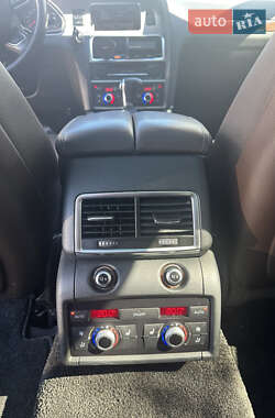 Внедорожник / Кроссовер Audi Q7 2012 в 