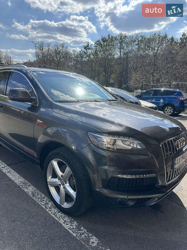 Audi Q7 2014
