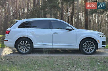 Внедорожник / Кроссовер Audi Q7 2017 в Харькове