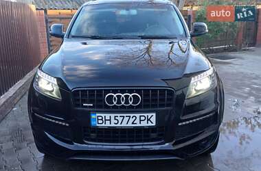 Позашляховик / Кросовер Audi Q7 2013 в 
