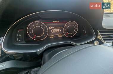 Внедорожник / Кроссовер Audi Q7 2018 в 