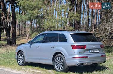 Внедорожник / Кроссовер Audi Q7 2018 в 