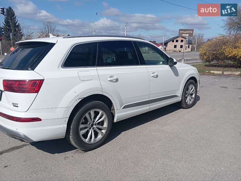 Внедорожник / Кроссовер Audi Q7 2018 в Тернополе
