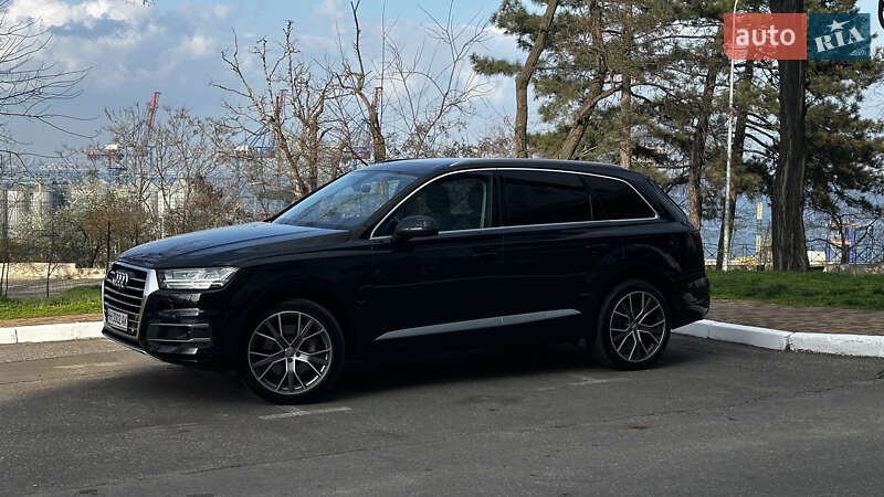 Внедорожник / Кроссовер Audi Q7 2019 в Одессе