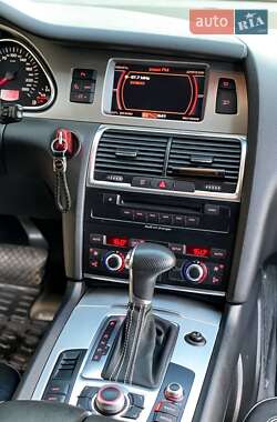 Внедорожник / Кроссовер Audi Q7 2008 в 