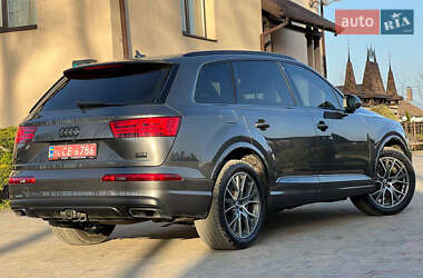 Внедорожник / Кроссовер Audi Q7 2018 в 