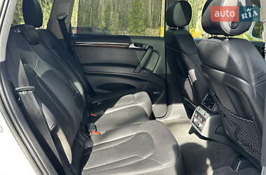 Внедорожник / Кроссовер Audi Q7 2012 в 