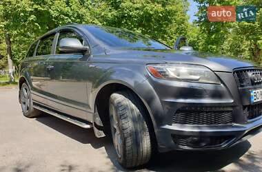 Внедорожник / Кроссовер Audi Q7 2015 в 