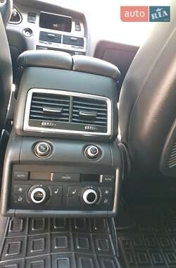 Внедорожник / Кроссовер Audi Q7 2015 в 