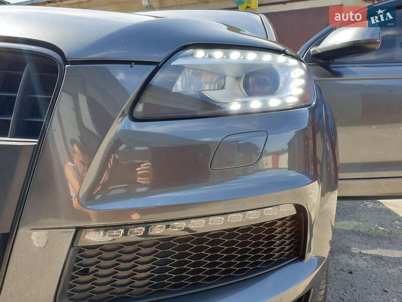 Внедорожник / Кроссовер Audi Q7 2015 в Тернополе