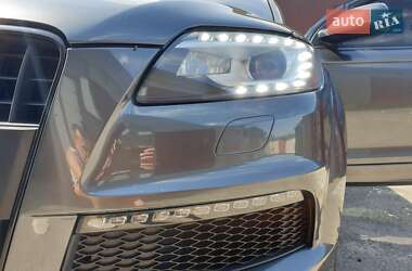 Внедорожник / Кроссовер Audi Q7 2015 в 