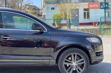 Внедорожник / Кроссовер Audi Q7 2013 в 