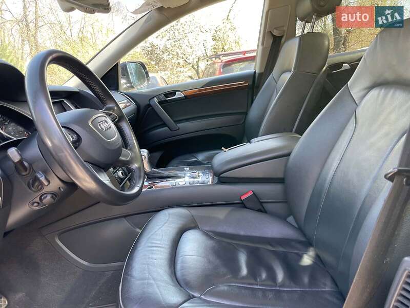 Позашляховик / Кросовер Audi Q7 2013 в Києві