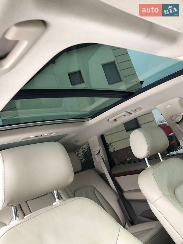 Внедорожник / Кроссовер Audi Q7 2014 в Золочеве