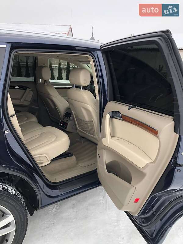 Внедорожник / Кроссовер Audi Q7 2014 в Золочеве