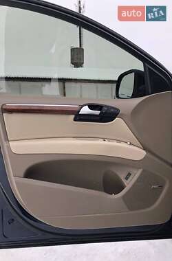 Внедорожник / Кроссовер Audi Q7 2014 в 