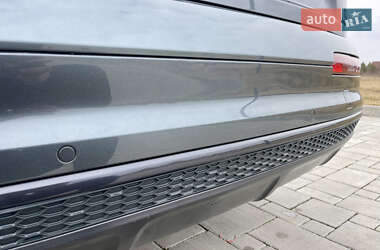 Внедорожник / Кроссовер Audi Q7 2015 в 