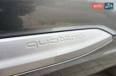 Внедорожник / Кроссовер Audi Q7 2015 в 