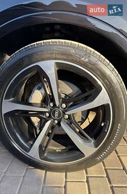 Внедорожник / Кроссовер Audi Q7 2020 в 