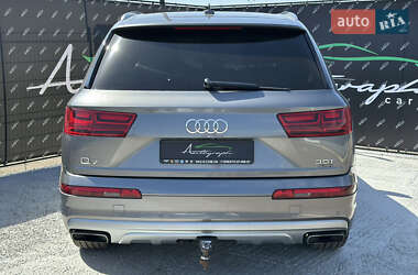 Позашляховик / Кросовер Audi Q7 2016 в 
