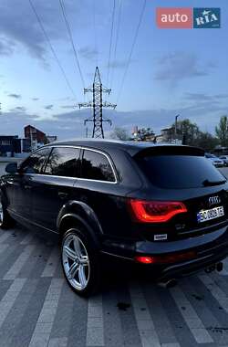 Внедорожник / Кроссовер Audi Q7 2012 в 