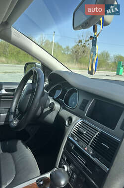 Внедорожник / Кроссовер Audi Q7 2014 в 