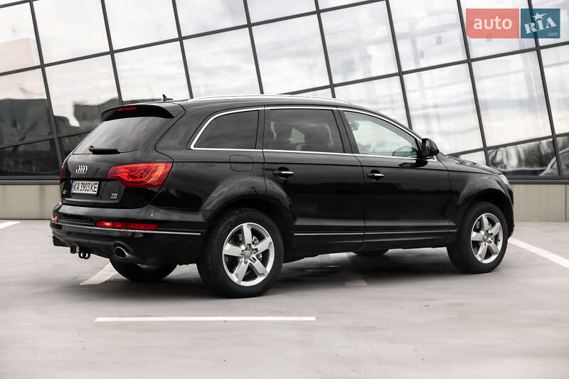 Внедорожник / Кроссовер Audi Q7 2013 в Киеве