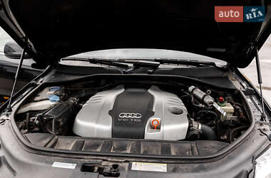 Внедорожник / Кроссовер Audi Q7 2013 в 