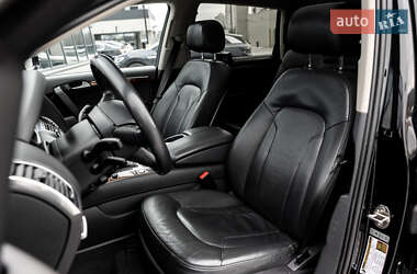 Внедорожник / Кроссовер Audi Q7 2013 в 