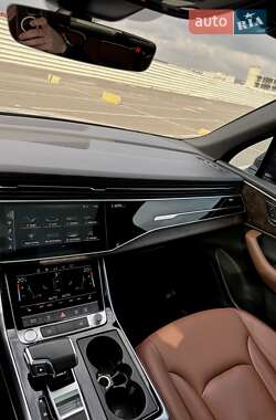 Внедорожник / Кроссовер Audi Q7 2020 в 
