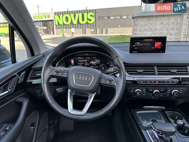 Внедорожник / Кроссовер Audi Q7 2019 в Киеве