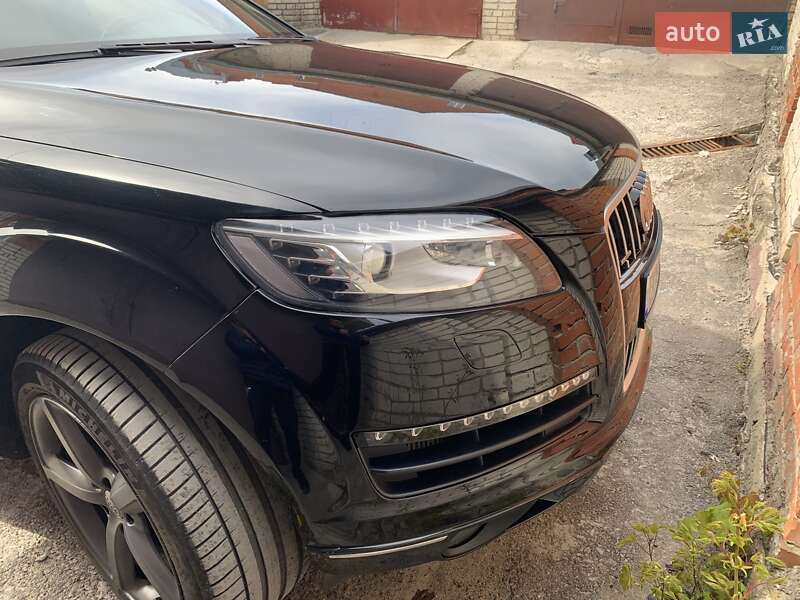 Позашляховик / Кросовер Audi Q7 2011 в Тернополі