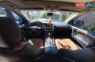 Внедорожник / Кроссовер Audi Q7 2012 в 