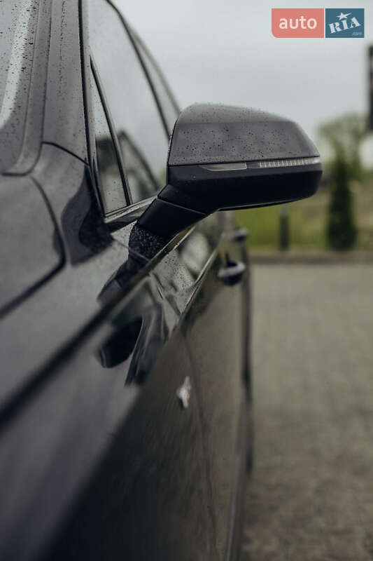 Внедорожник / Кроссовер Audi Q7 2016 в Луцке