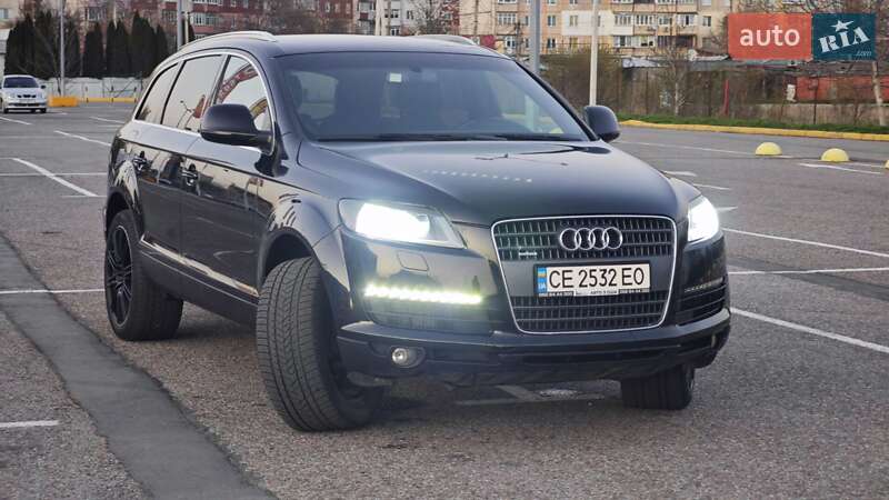 Внедорожник / Кроссовер Audi Q7 2006 в 