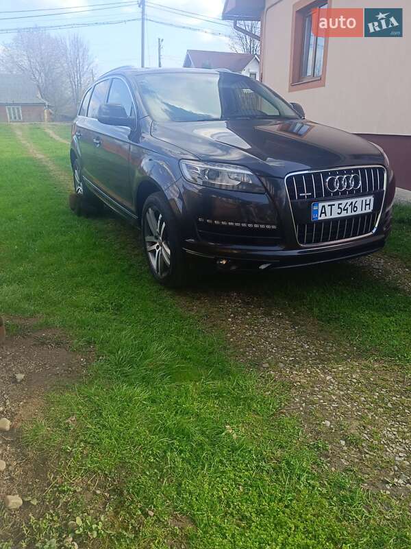 Внедорожник / Кроссовер Audi Q7 2010 в Надворной