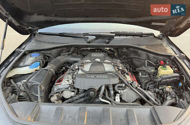 Внедорожник / Кроссовер Audi Q7 2013 в 